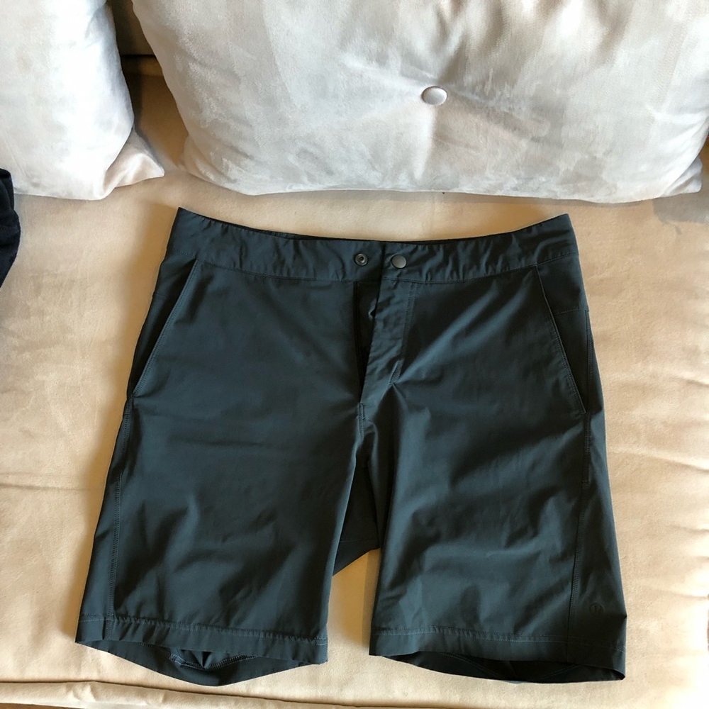 Lululemon Medium 7” Inseam Grey Swim Shorts